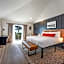 Bodega Coast Inn and Suites