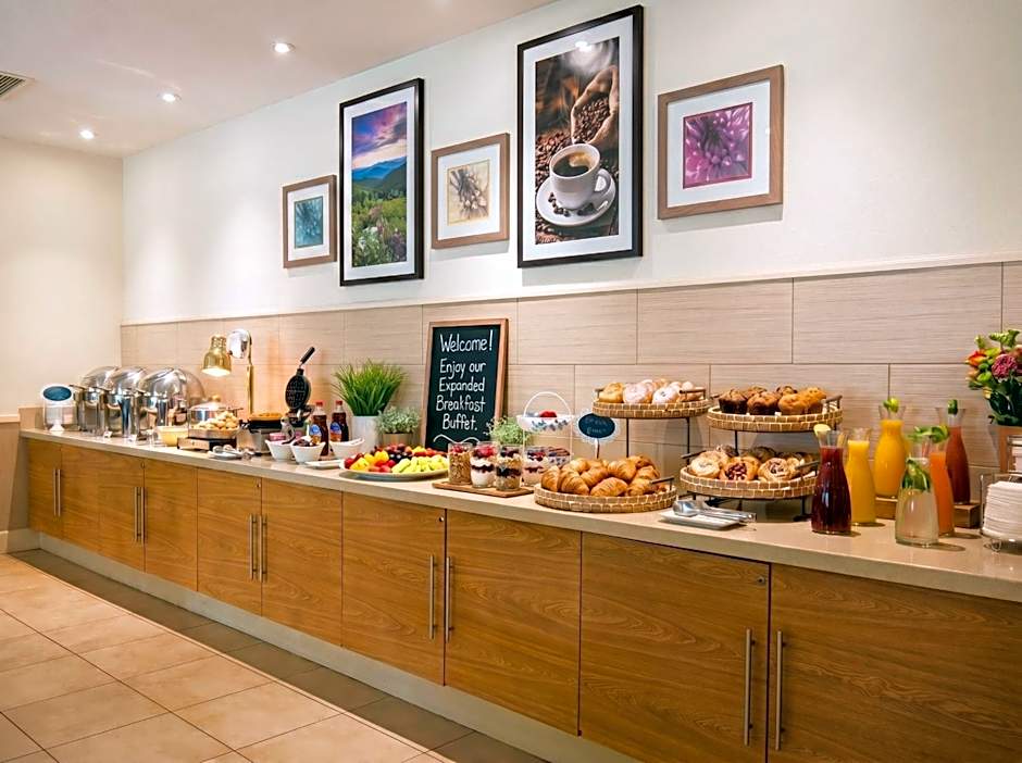 La Quinta Inn & Suites by Wyndham Danbury
