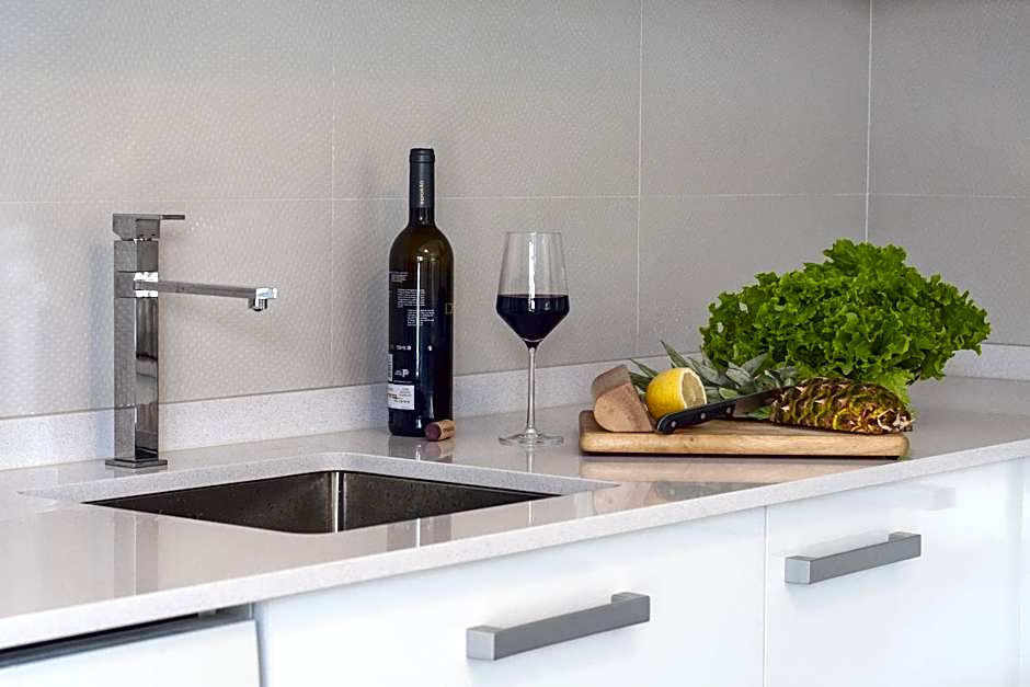 Beachouse - Surf, Bed & Breakfast