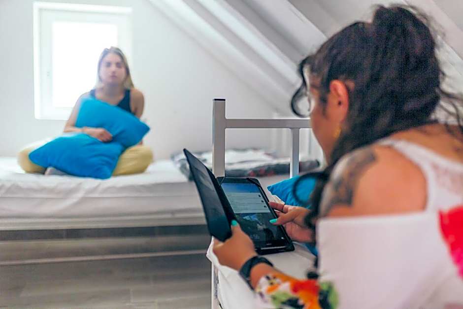 Booze & Snooze Social Hostel