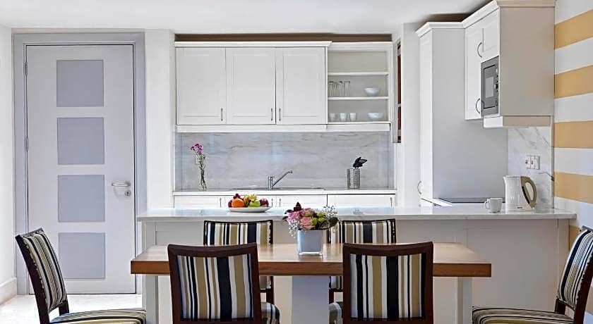 Fanar Hotel And Residences