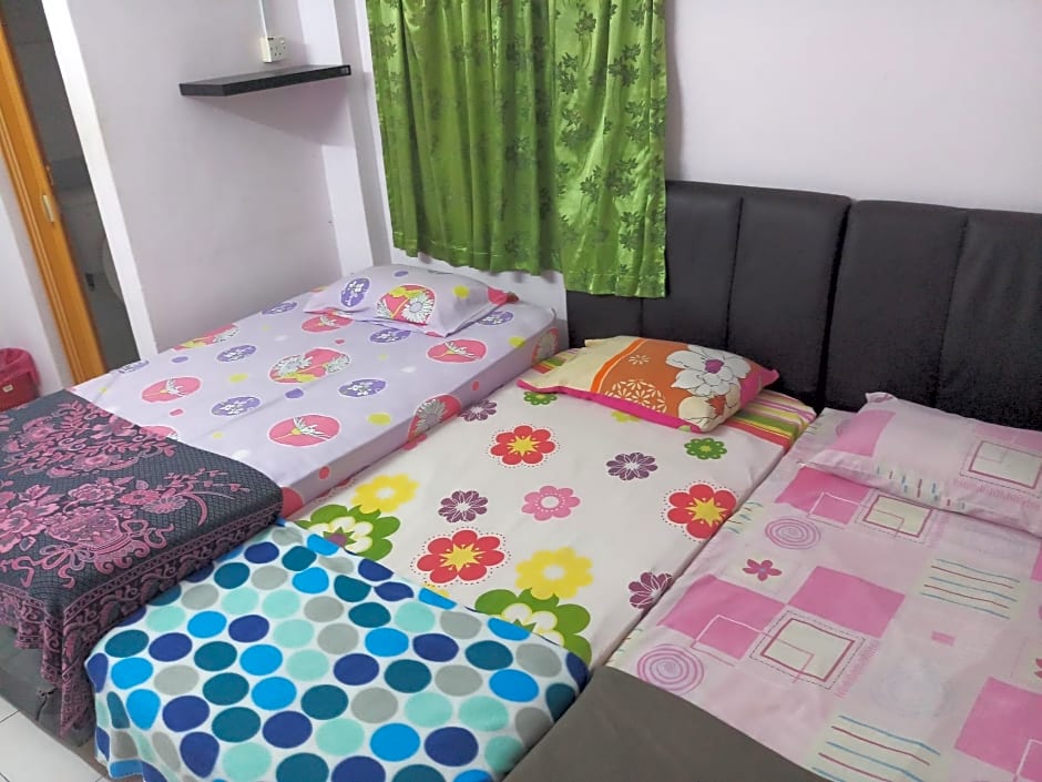 Shalini's Guest House – Penang Island, NY