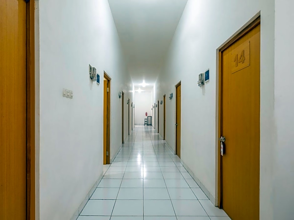 Hotel O Syariah Tasikmalaya Near Universitas Siliwangi Formerly Siliwangi Guest House