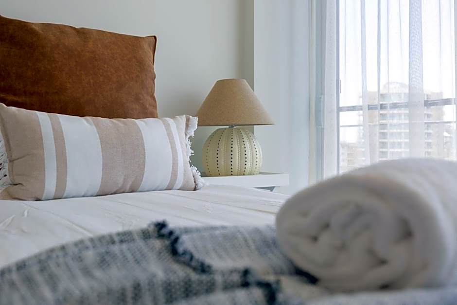 Astina Suites, Forster