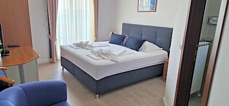 Double Room with Balcony and Sea View