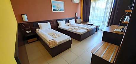 Triple Room with Balcony