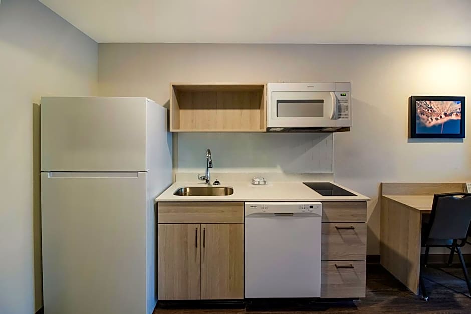 WoodSpring Suites East Lansing - University Area