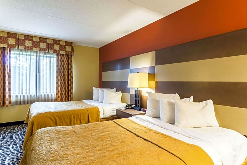 Quality Inn & Suites Mayo Clinic Area