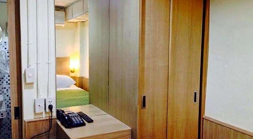 Sukhumvit 20 Guest House