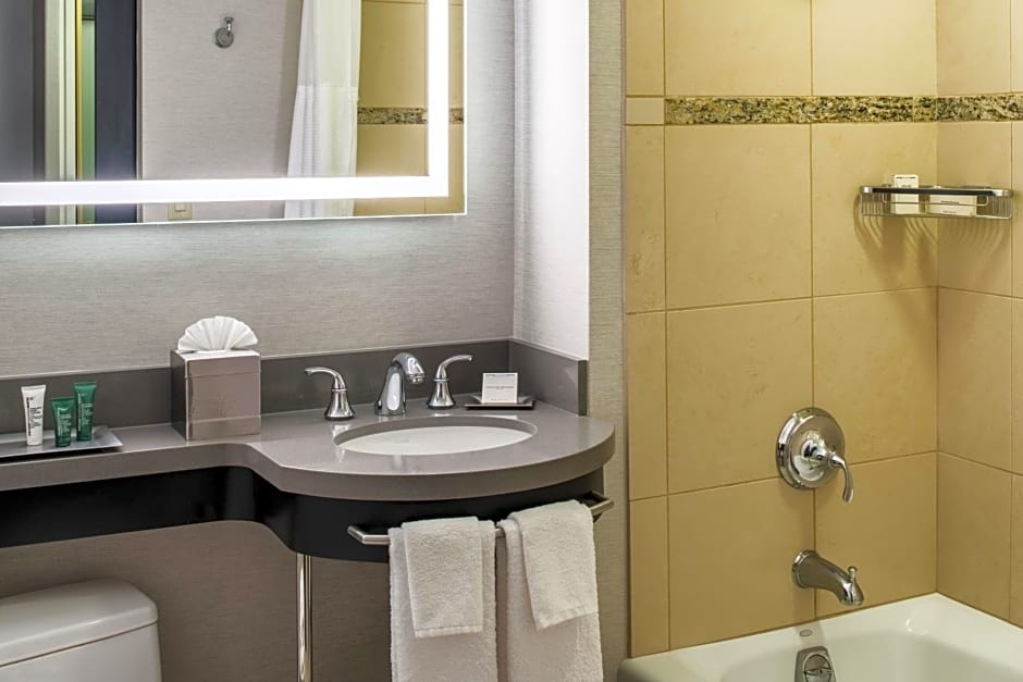 Hilton Portland Downtown