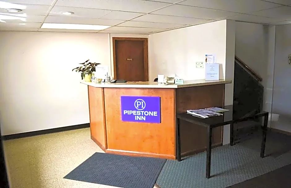 OYO Hotel Pipestone MN, Canterbury Park