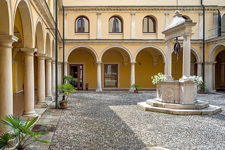 Il Convento Di Villa San Fermo