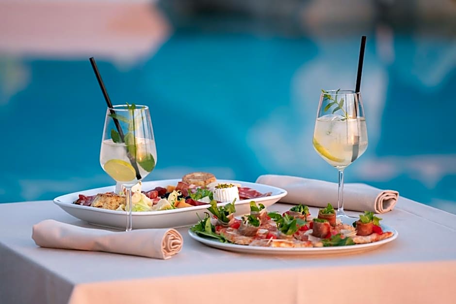 Hotel Villaggio Cala Di Volpe