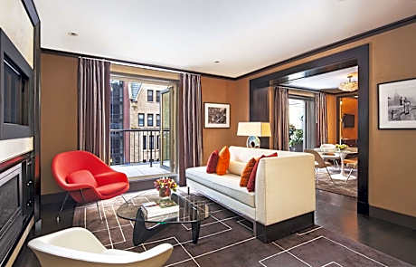 One-Bedroom Producer Penthouse Suite