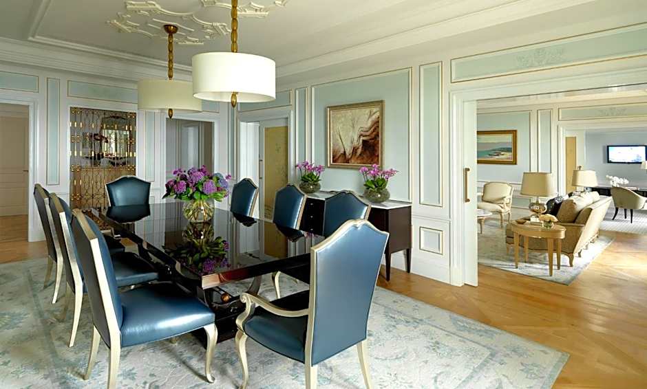 Four Seasons Hotel Baku