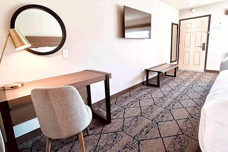 Ramada by Wyndham Modesto Yosemite Area