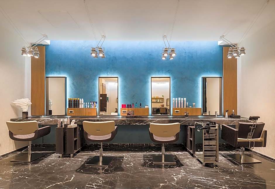 Sky Blue Hotel & Spa