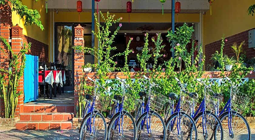 Hoi An Riverland Villa - Hoi An Center