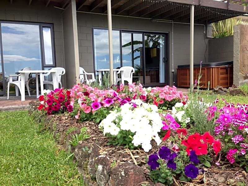 Bay Water Views Bed & Breakfast