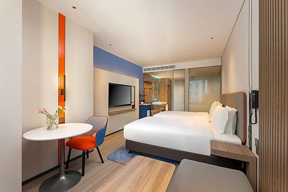 Holiday Inn Express Taizhou City Center By IHG