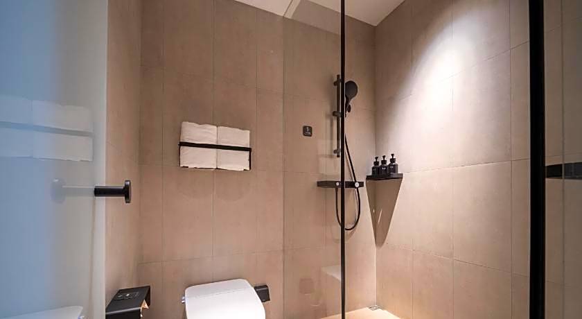 Atour Light Hotel Dalian Zhongshan Square Renmin Road