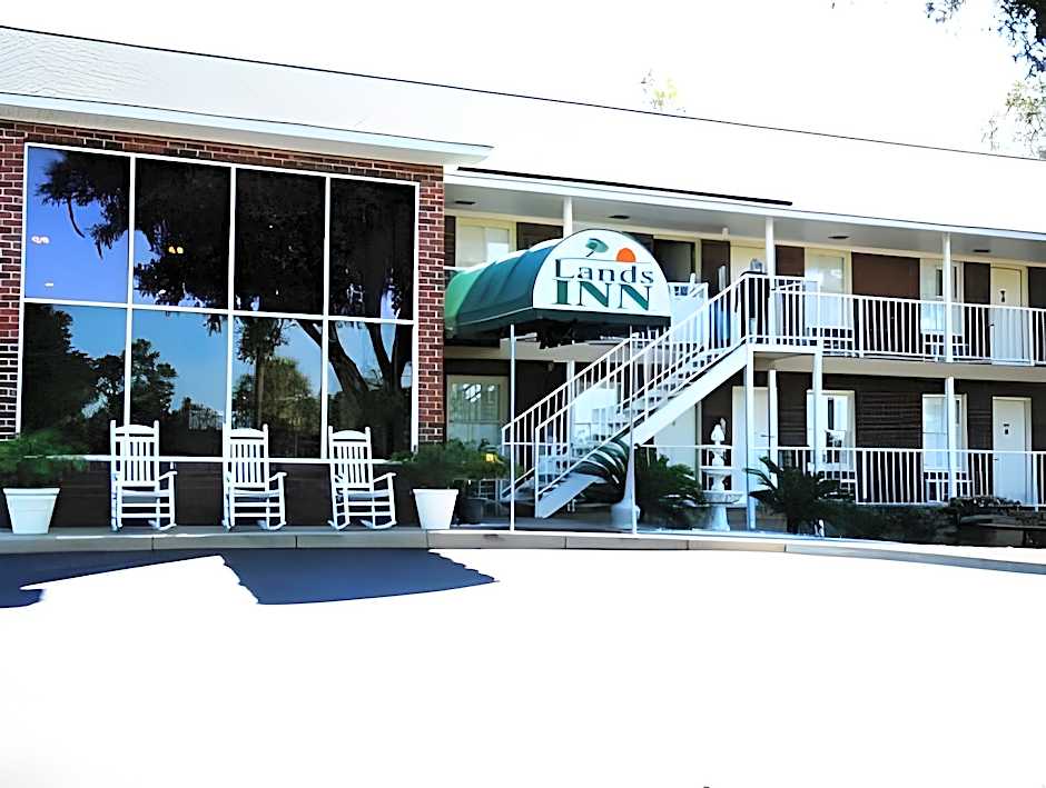 Charleston Creekside Inn