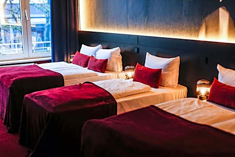 Casino Quintuple Room