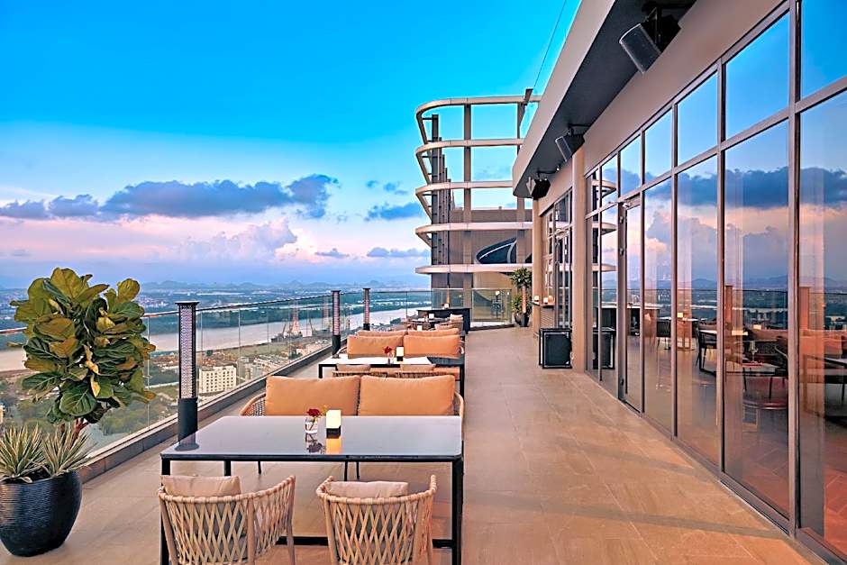 Pullman Hai Phong Grand Hotel