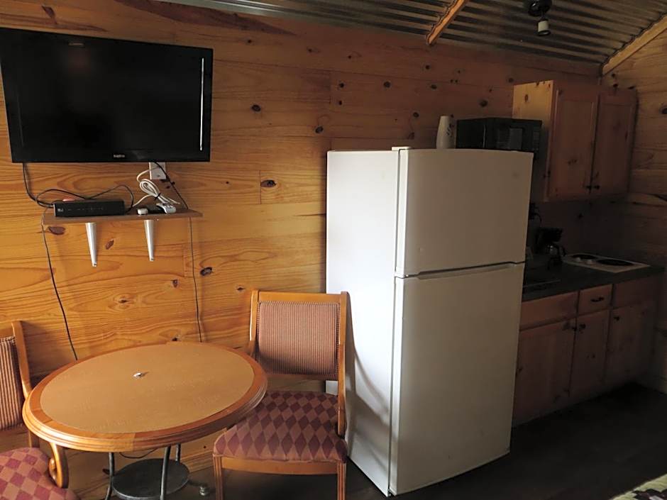 All Tucked Inn Cabins