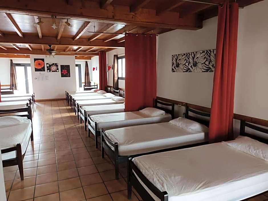 Refuge d'étape Zuharpeta Randonneur Pèlerin