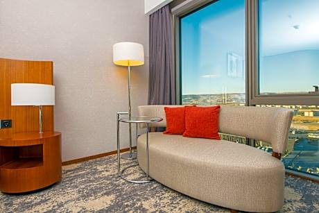 2 Twin Standard Smoking