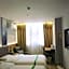 GreenTree Inn Nanjing Jiangning Southeast University Express Hotel