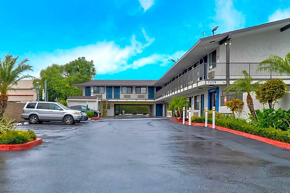 Motel 6-El Monte, CA - Los Angeles