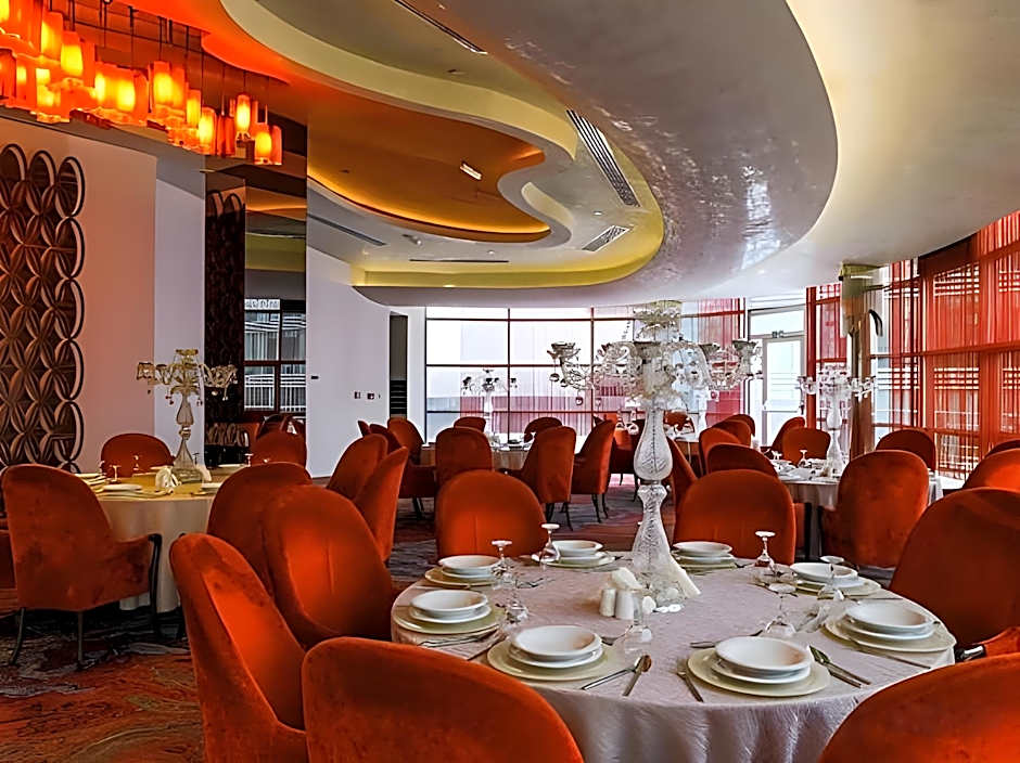 Gold Majesty Hotel
