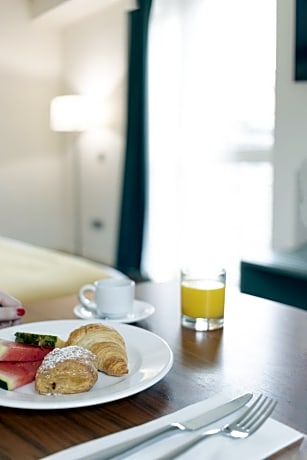 Standard Double or Twin Room (2 Twin Beds)