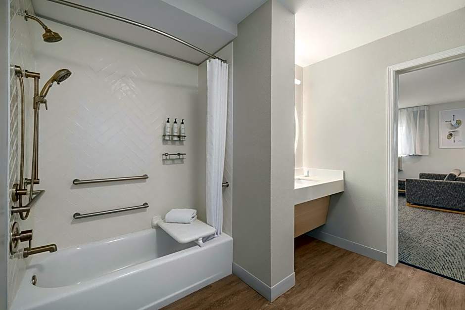 TownePlace Suites by Marriott Anaheim Maingate Near Angel Stadium
