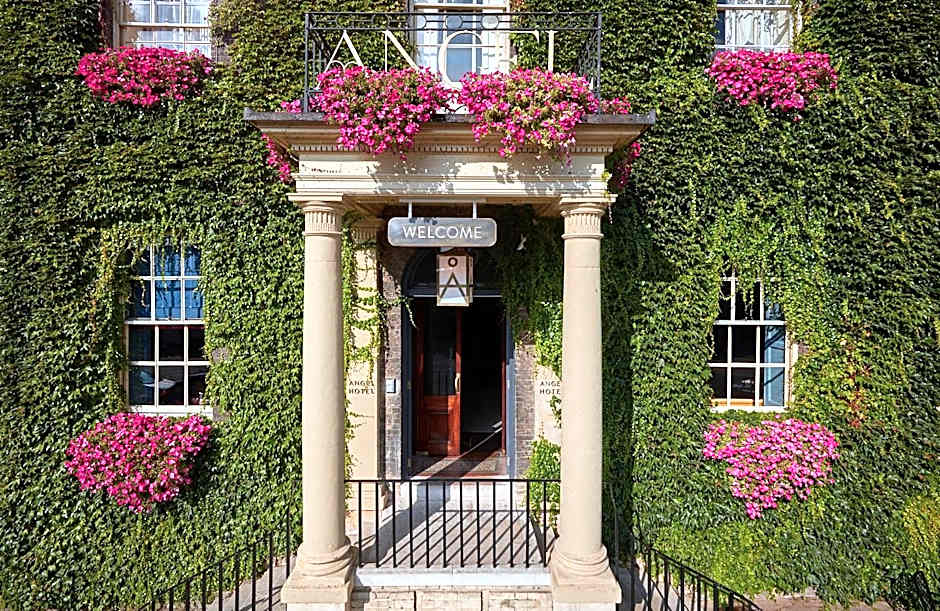 Angel Hotel