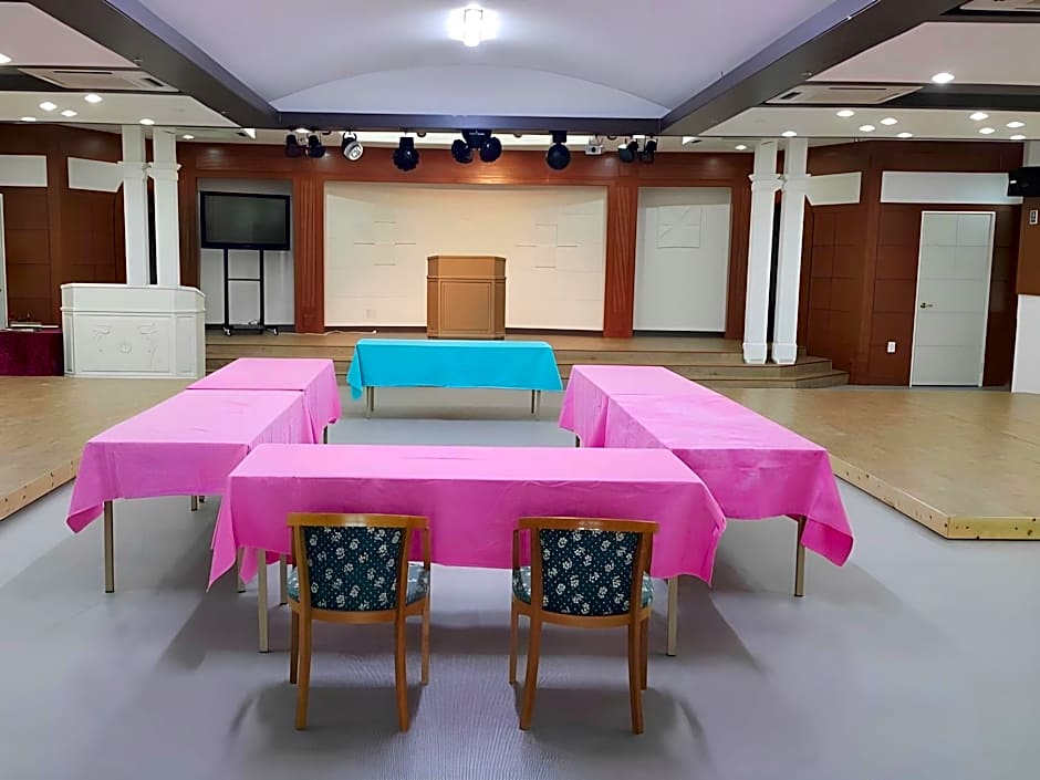 Goodstay Andong Park Hotel