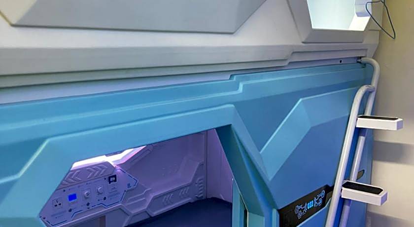 Pelangi Capsule Hostel