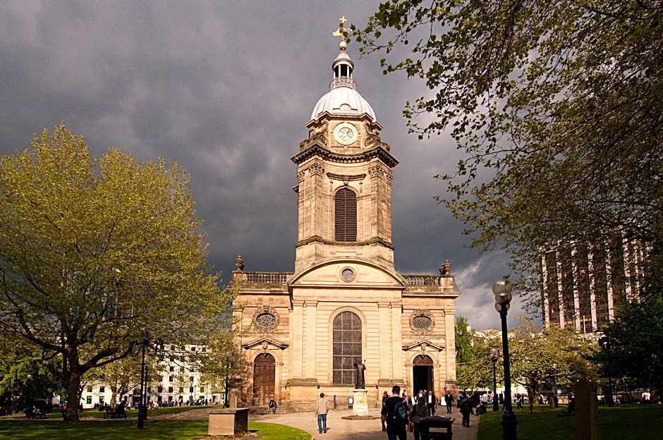 Premier Inn Birmingham City (Waterloo St)