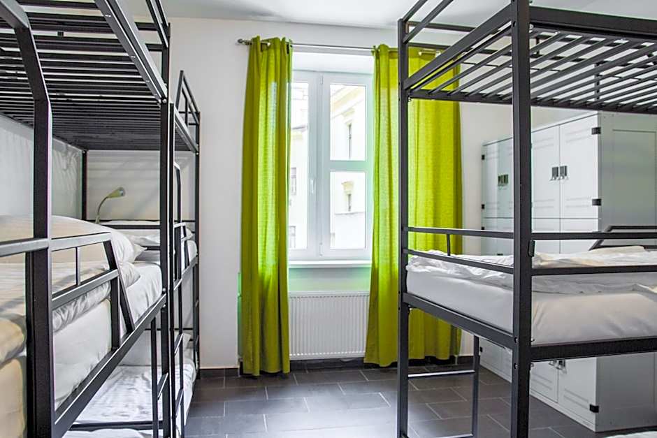 Hostel Mandarinka