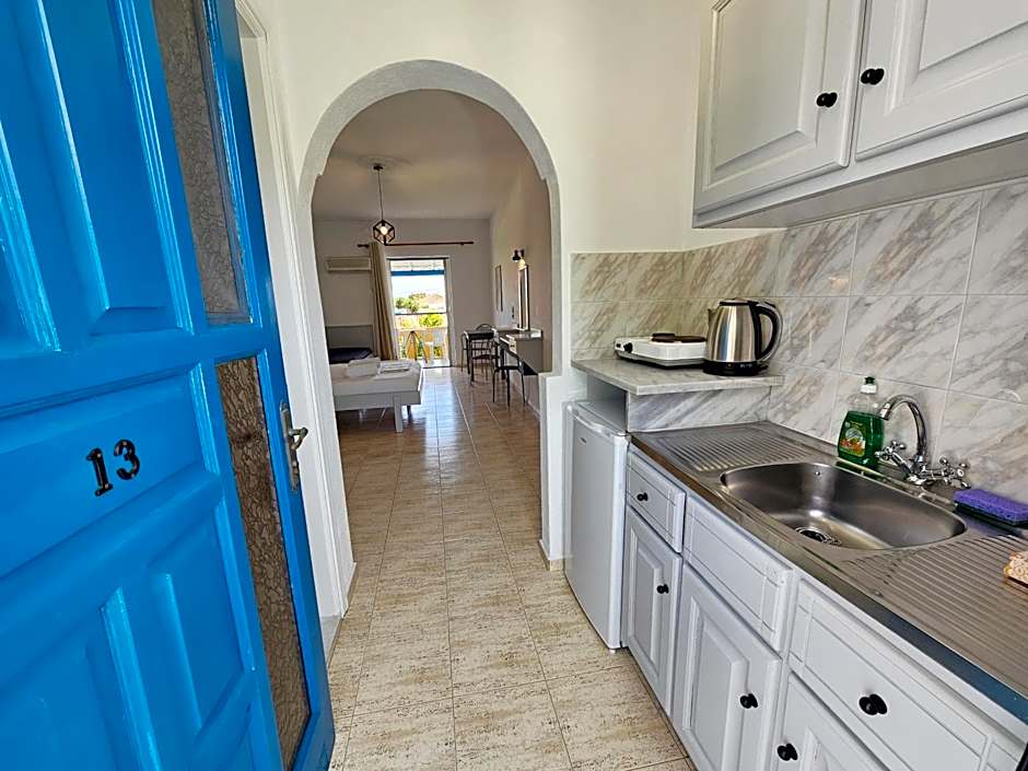 Pavlis Studios Kampos