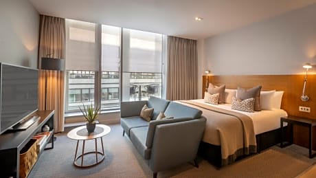 Deluxe King Room with Balcony