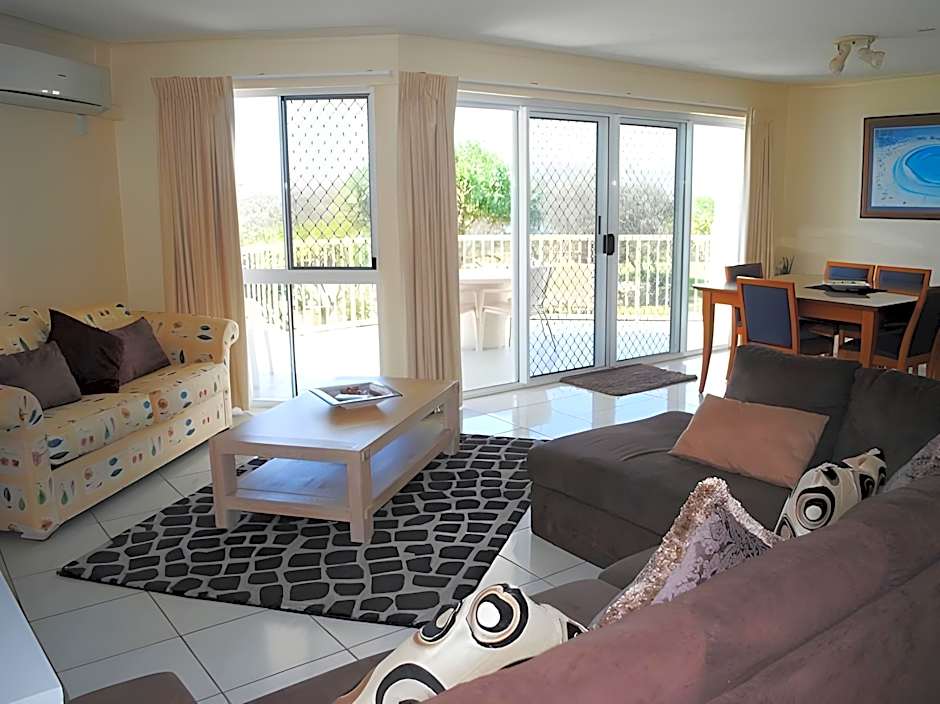 Photo 1 of 11 of 2 Bedroom