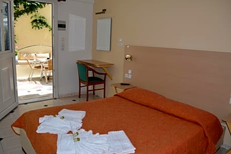 Double Room - Ground Floor