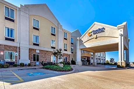 Comfort Inn & Suites Perry I-35