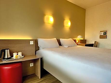 Superior Room - 1 Double Bed