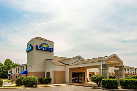 Days Inn by Wyndham Yadkinville