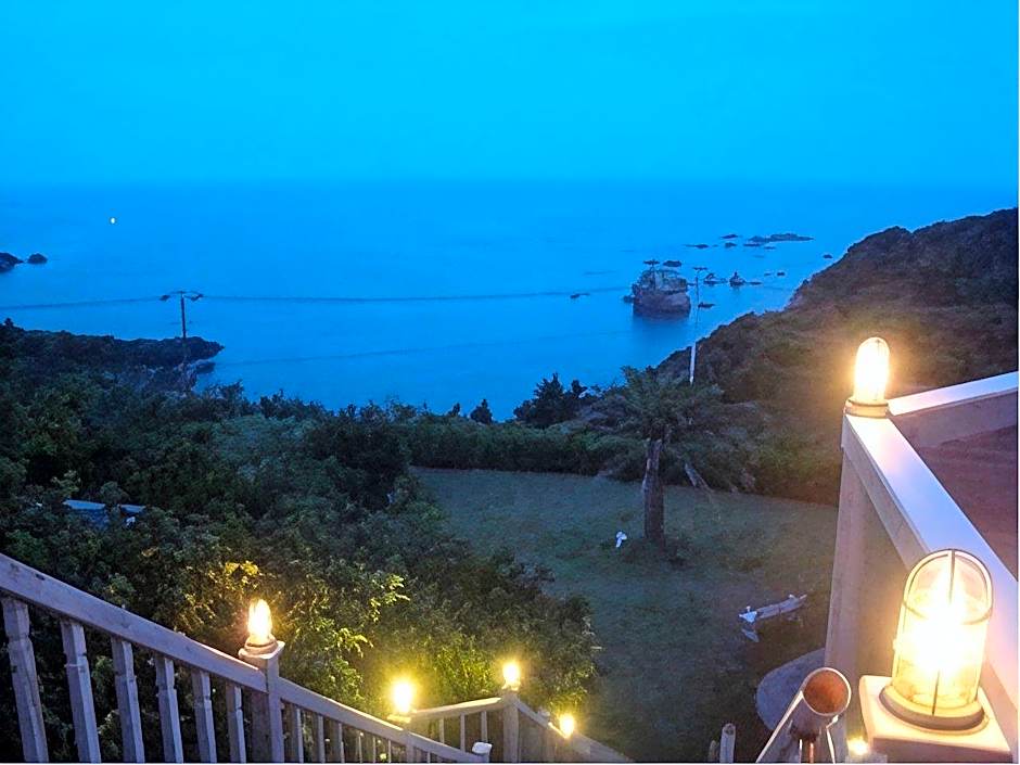 hotel cliff-side