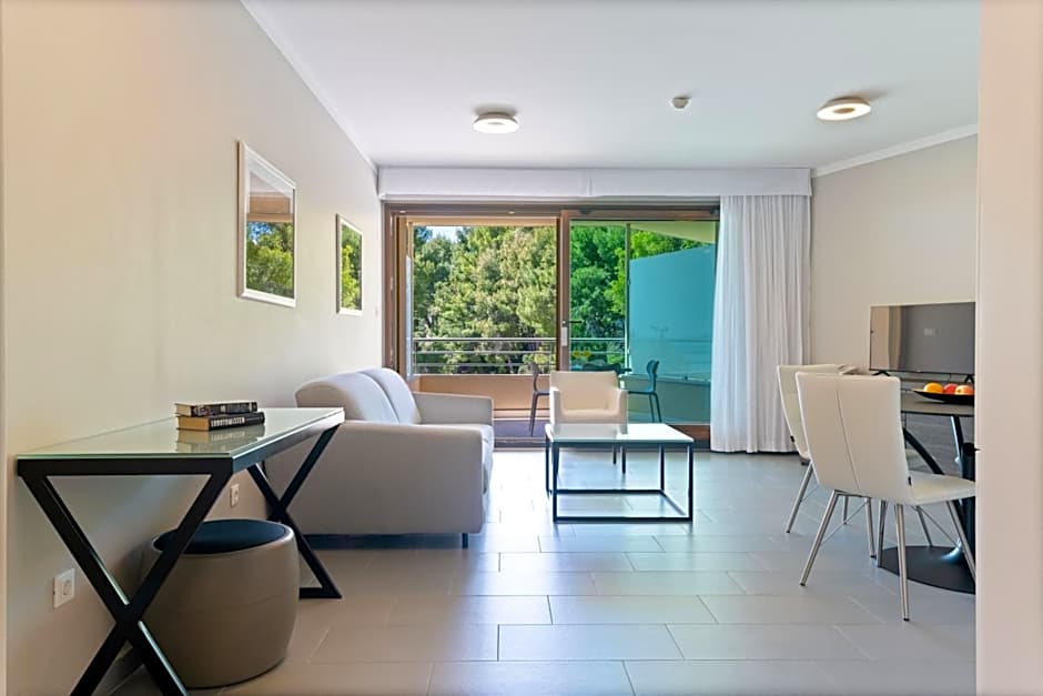 The Residence Aparthotel